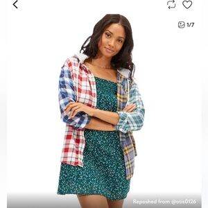 American Eagle Unisex Plaid Flannel Shirt